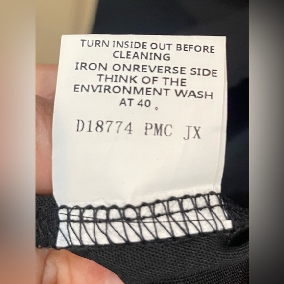 Women's V-neck Dress with Tiered Bell 3/4 Sleeves XXL - Picture 12 of 16